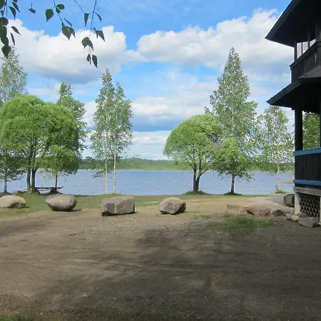 Jouhkolan Lumon Kiviniemi 샬레